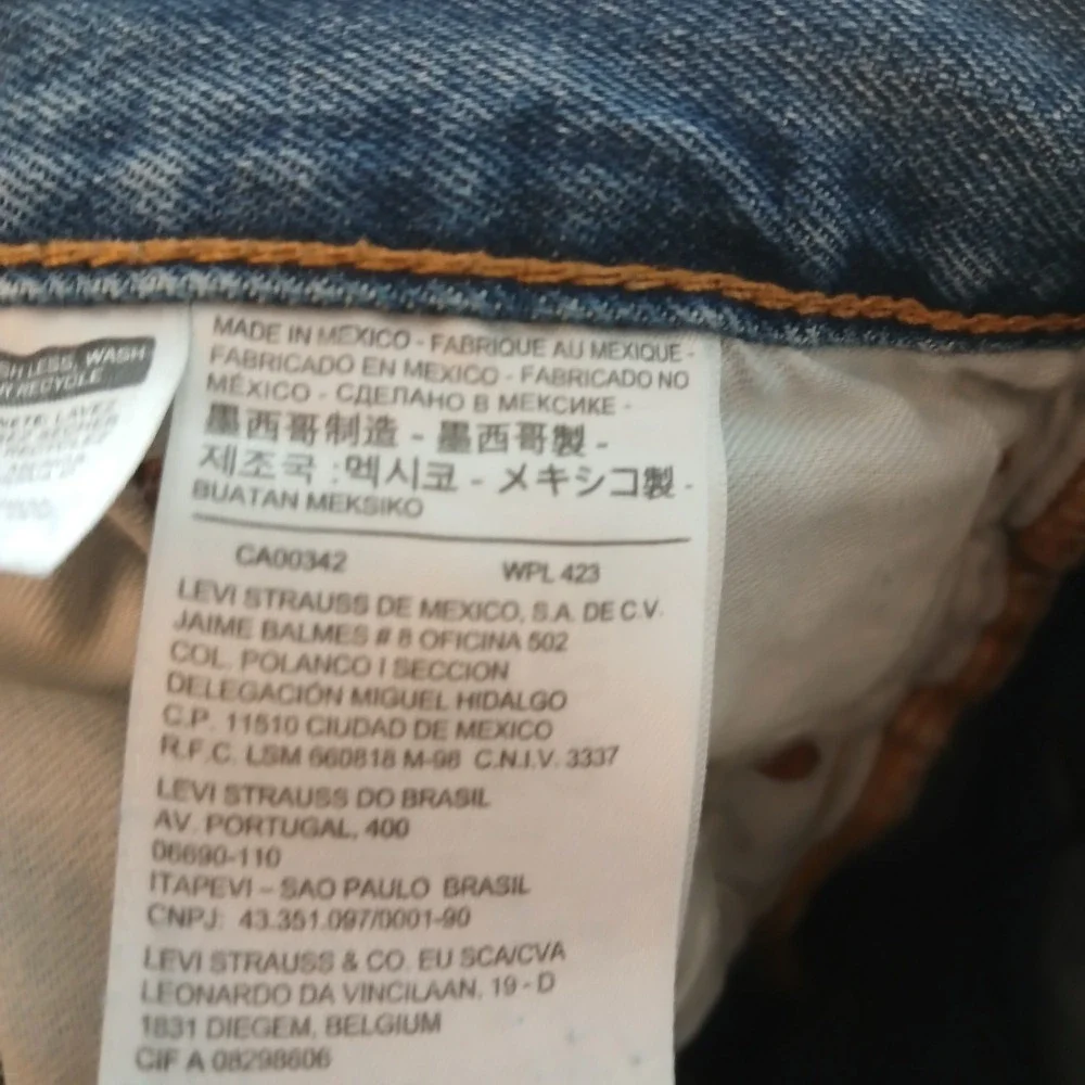 Levi's 501 Jeans Mens 38x32 (FITS 37x30) Blue Button Fly Straight Leg Cotton